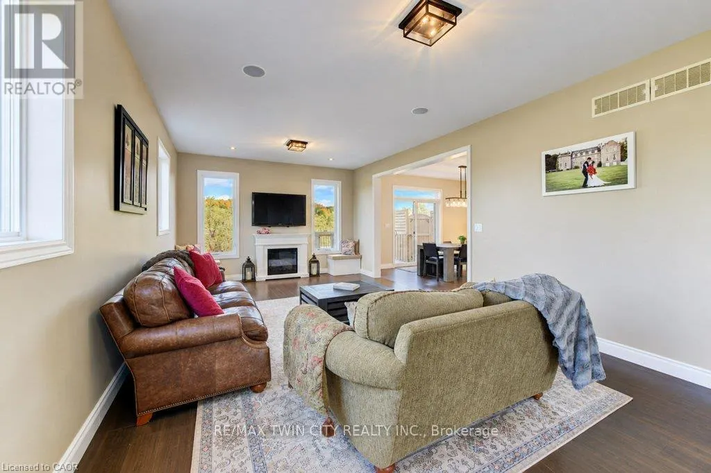 524 SUNDEW DRIVE