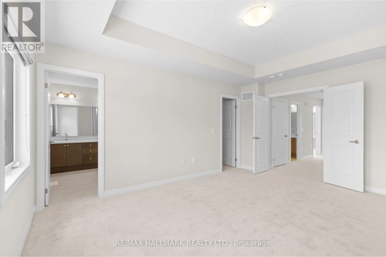 16 CROSSMORE CRESCENT