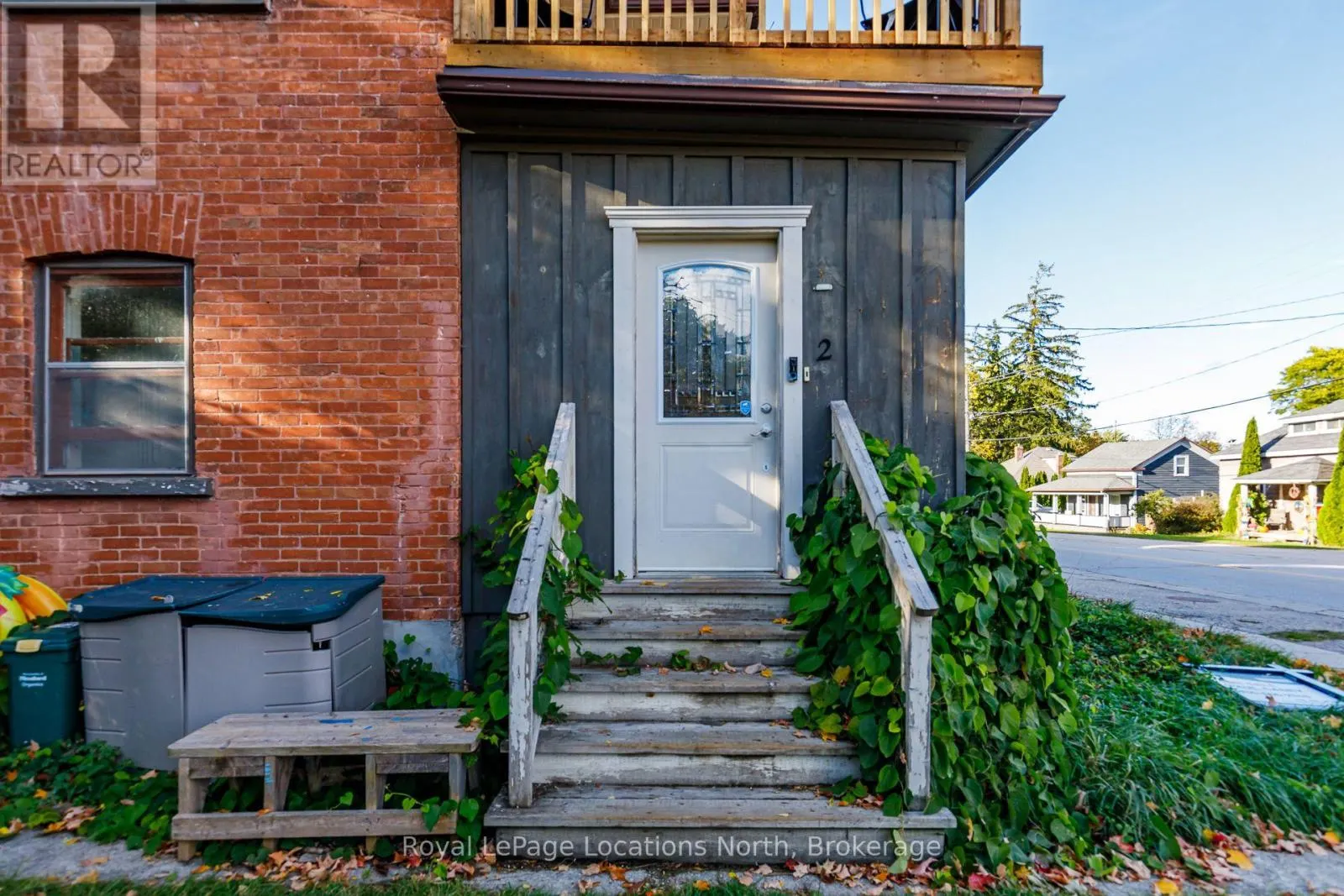 124 SYKES STREET S