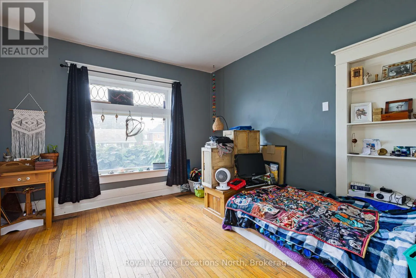 124 SYKES STREET S