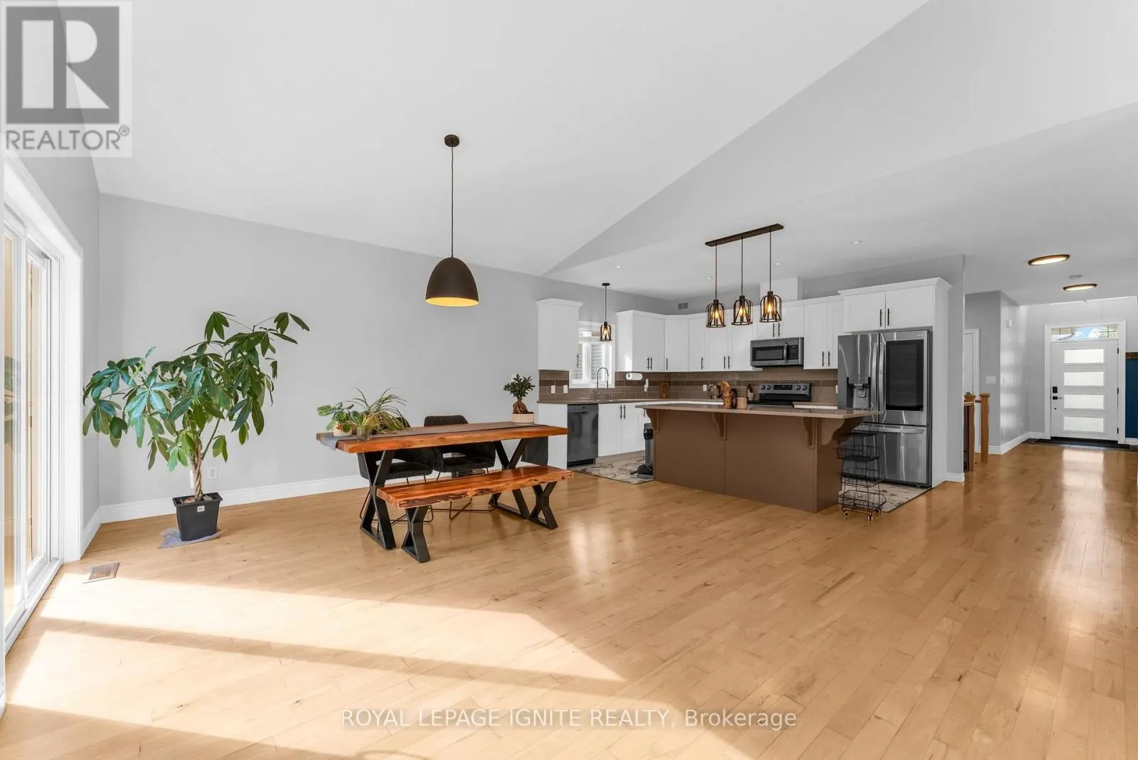 1234 MAZZOLIN CRESCENT