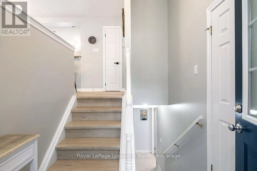20 BIRCHWOOD COURT