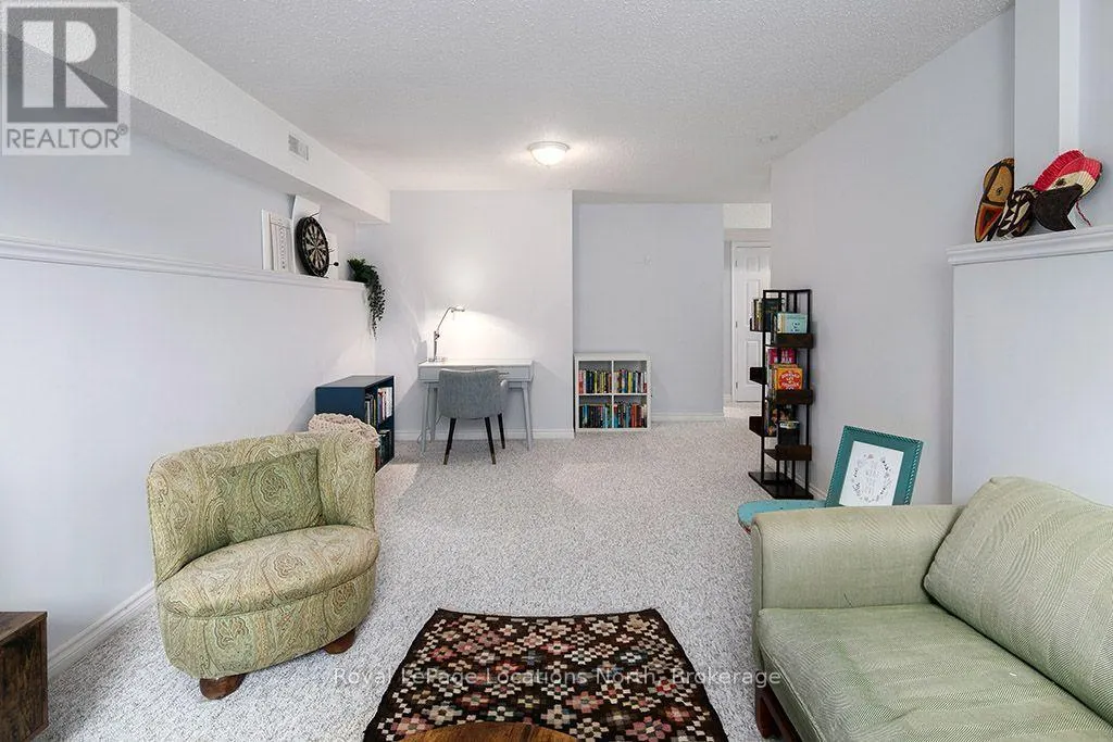 20 BIRCHWOOD COURT