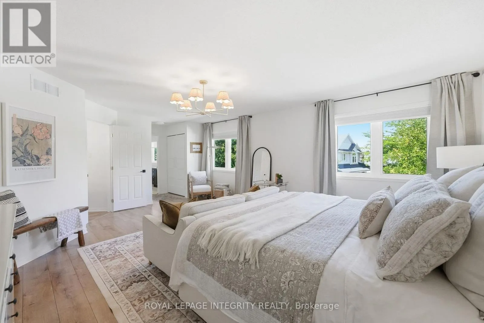 125 WEST RIDGE DRIVE
