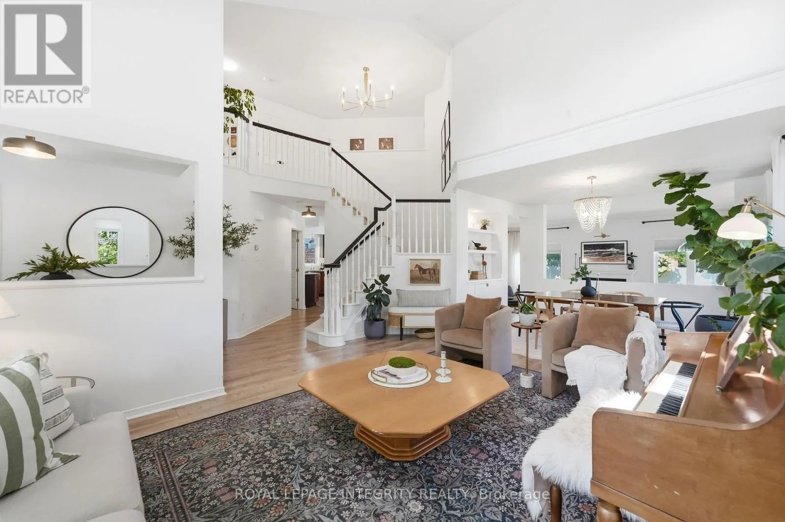 125 WEST RIDGE DRIVE