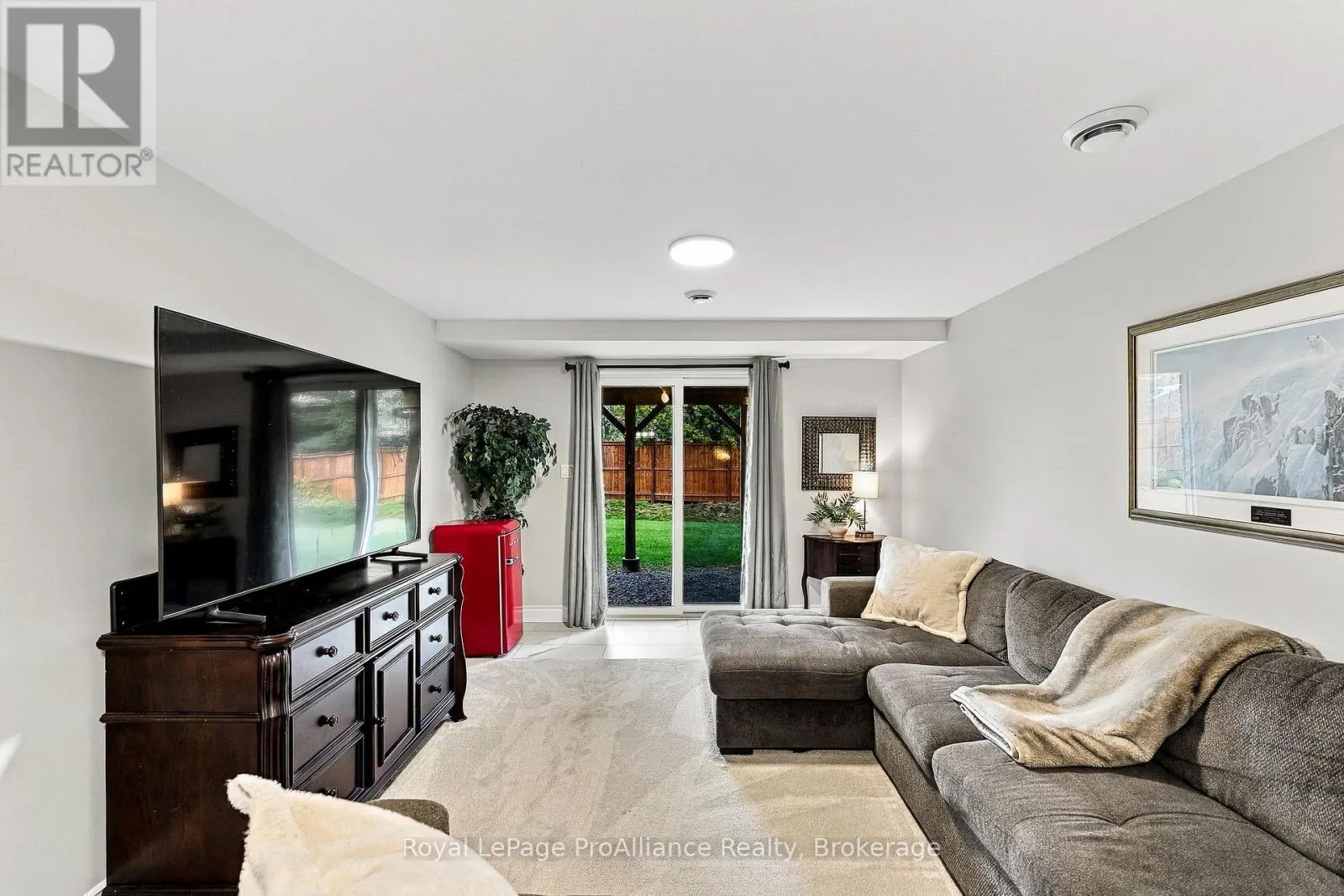 17 CLAYTON JOHN AVENUE