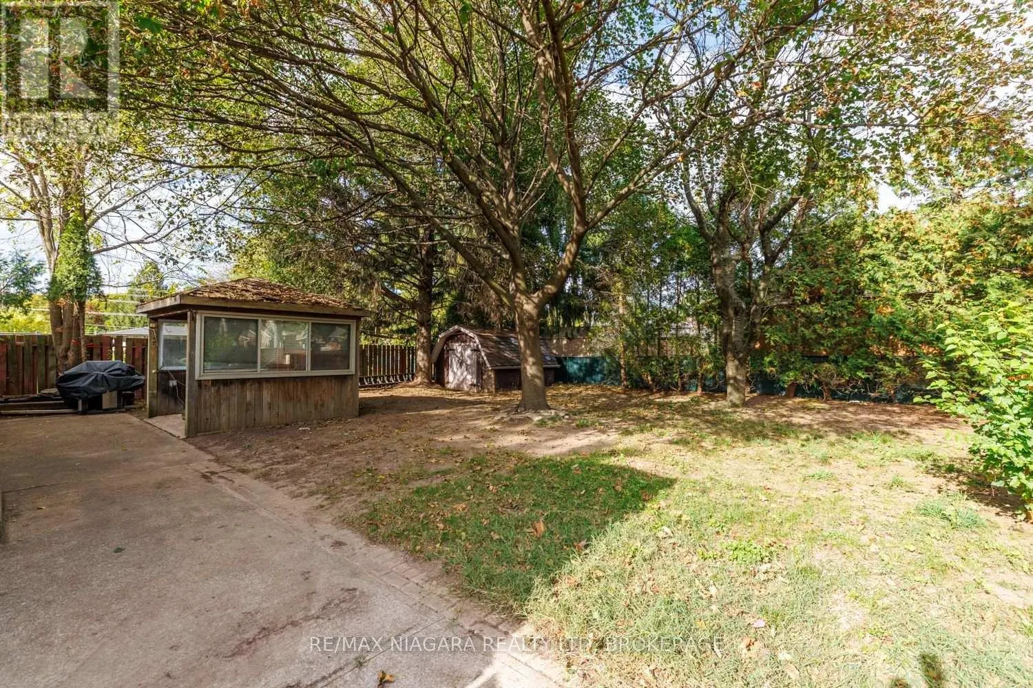 4344 PETTIT AVENUE