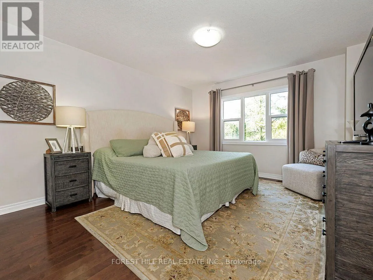 112 MCARTHUR CRESCENT