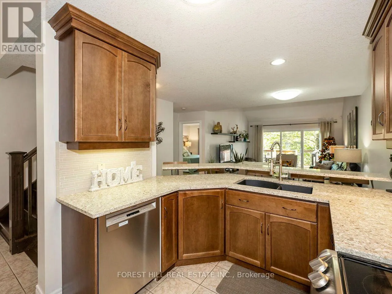 112 MCARTHUR CRESCENT