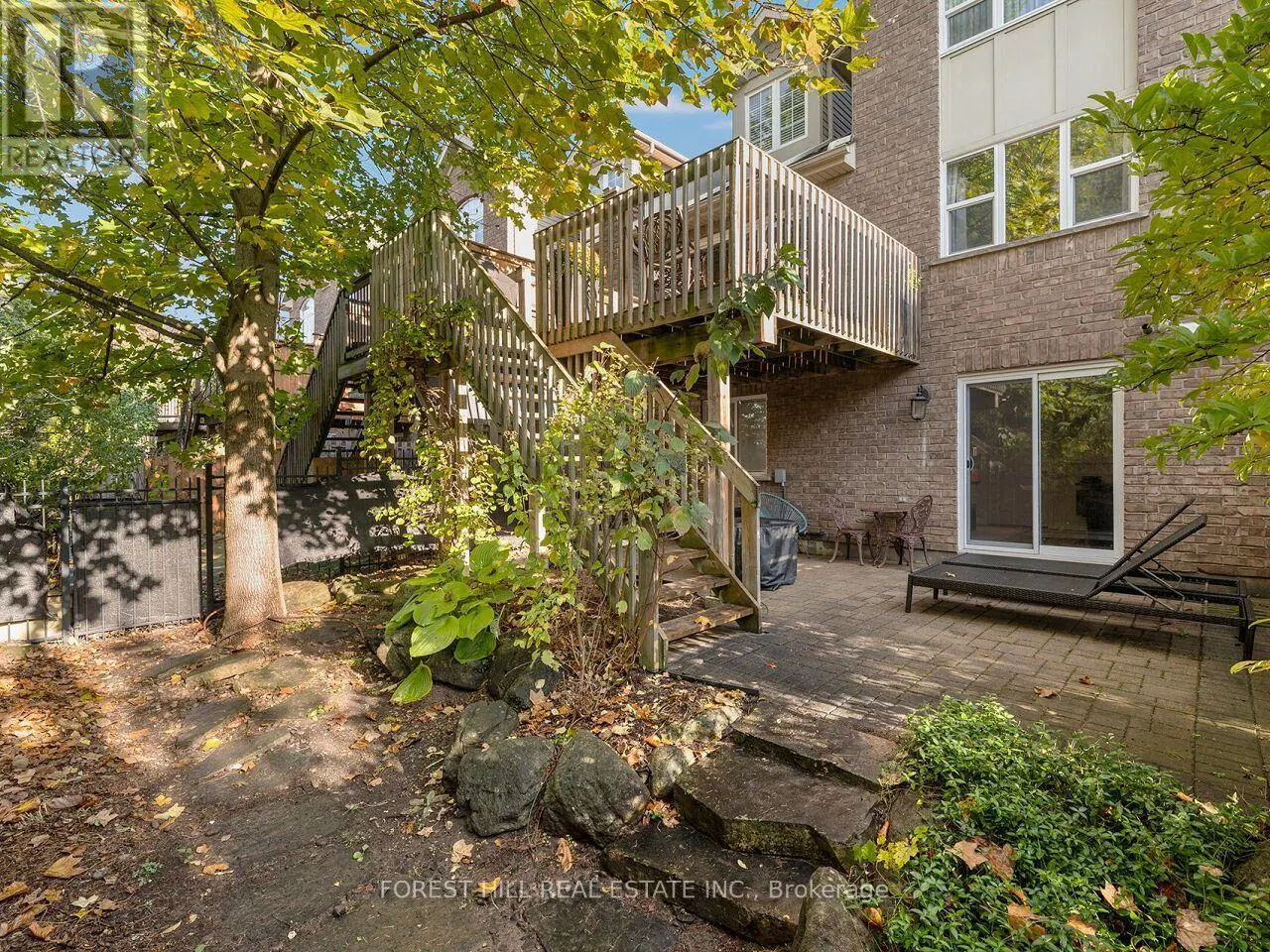 112 MCARTHUR CRESCENT