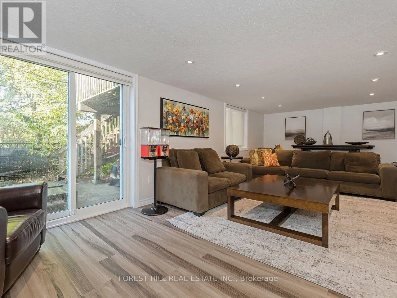 112 MCARTHUR CRESCENT