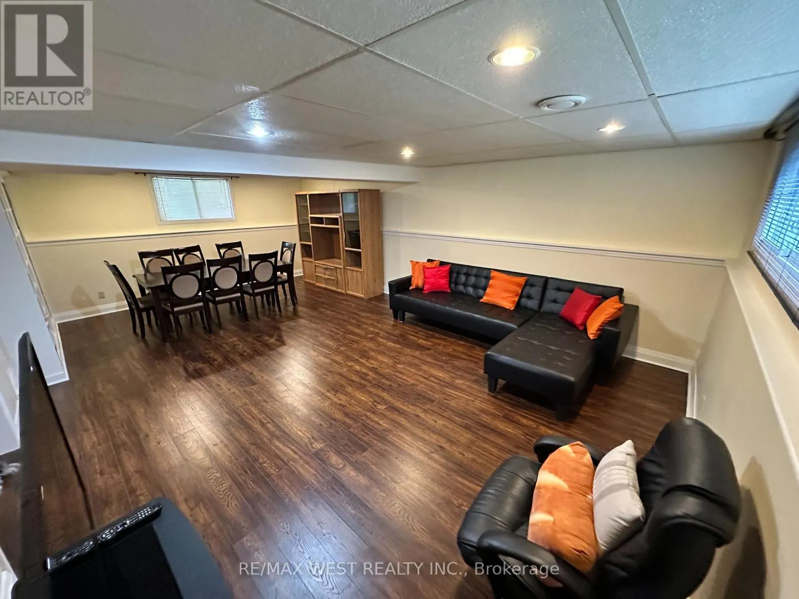 53 BLOOMFIELD AVENUE