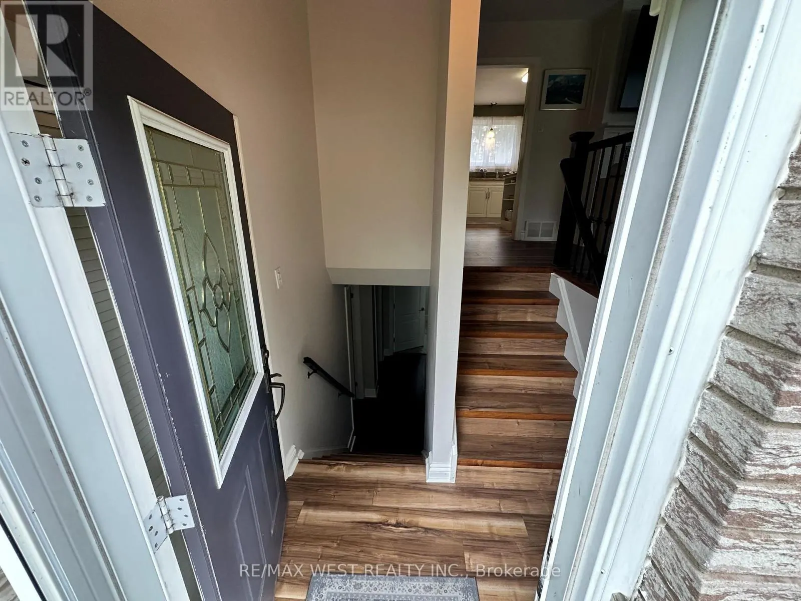 53 BLOOMFIELD AVENUE