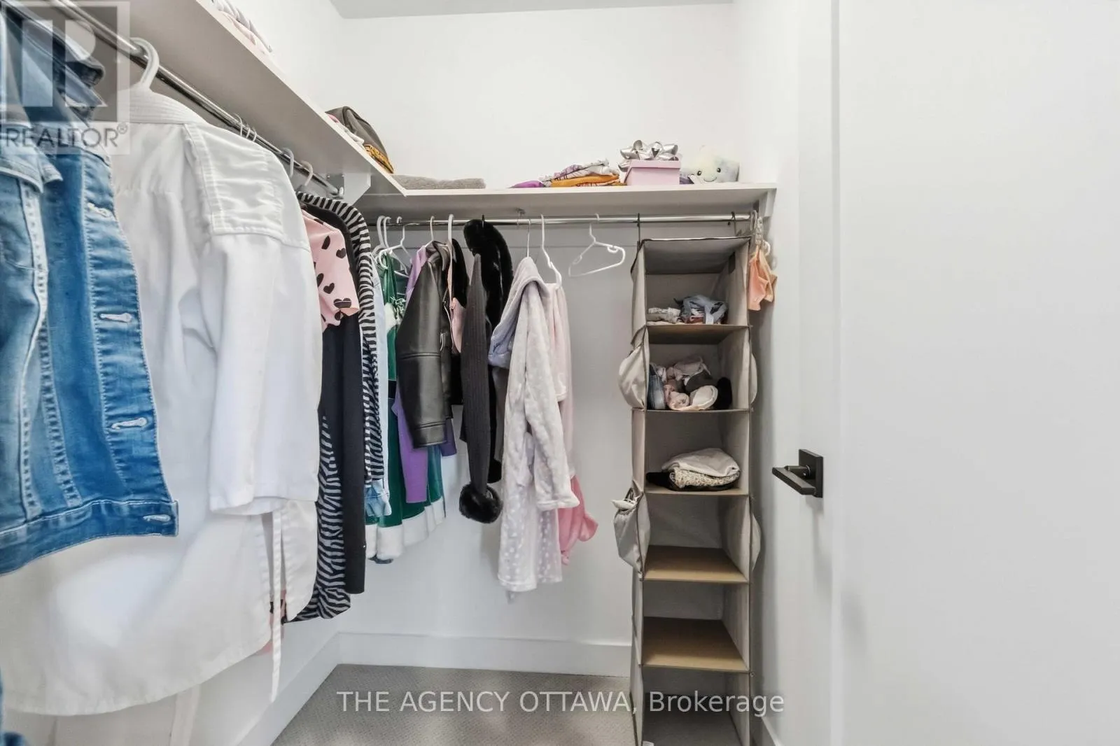 124 DUN SKIPPER DRIVE