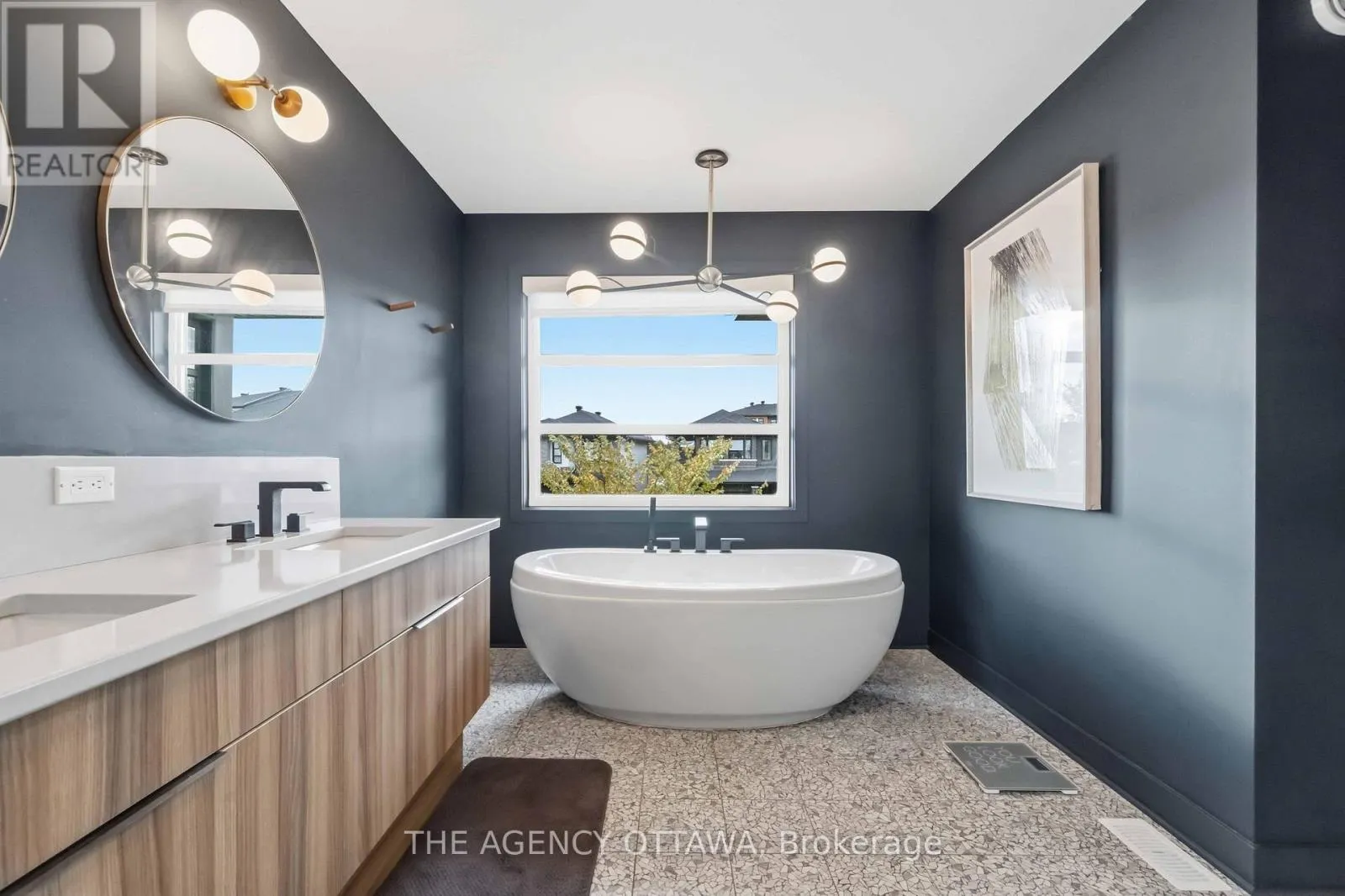124 DUN SKIPPER DRIVE