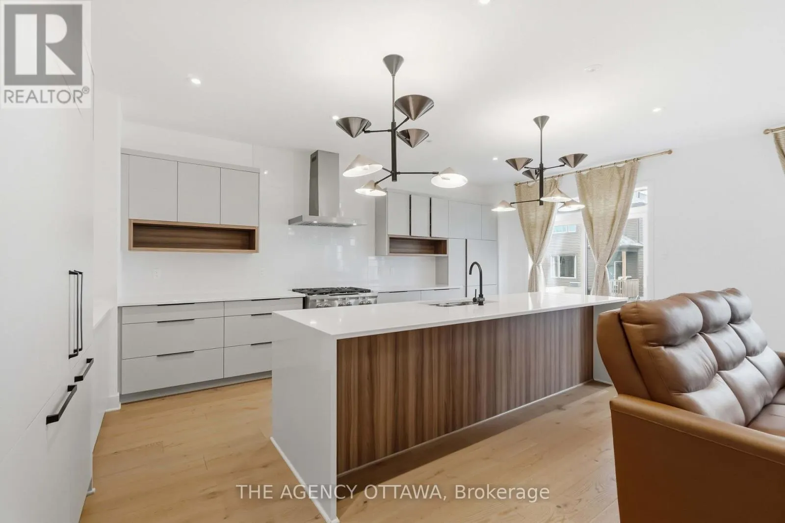 124 DUN SKIPPER DRIVE