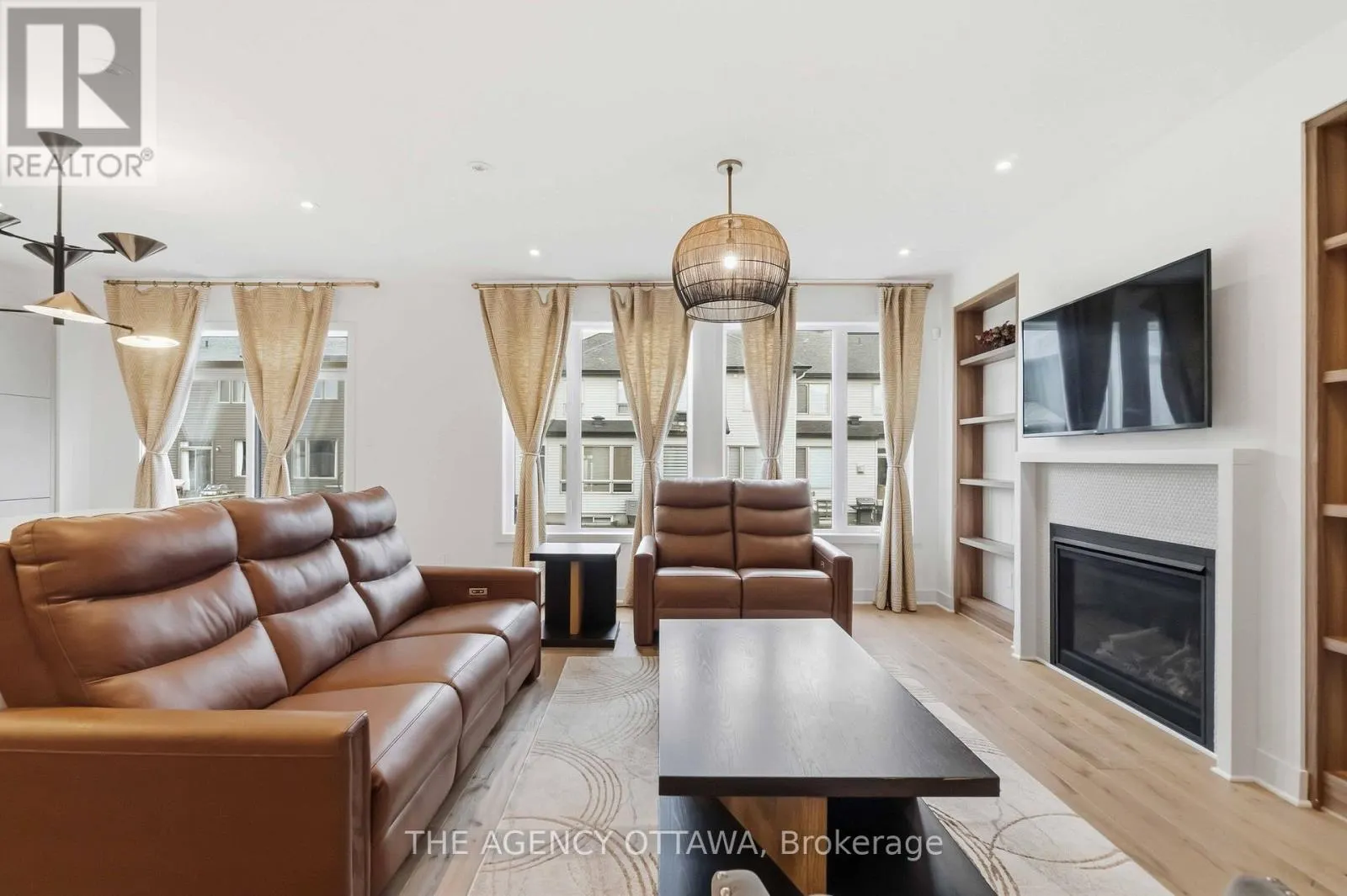 124 DUN SKIPPER DRIVE