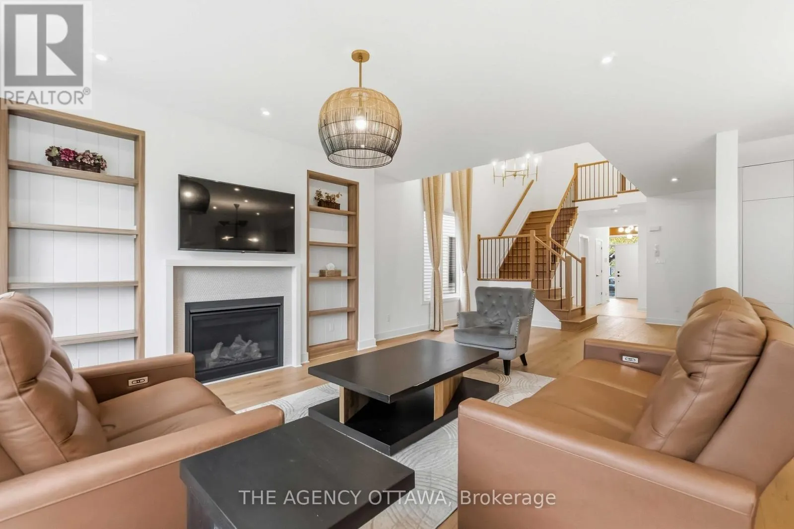 124 DUN SKIPPER DRIVE