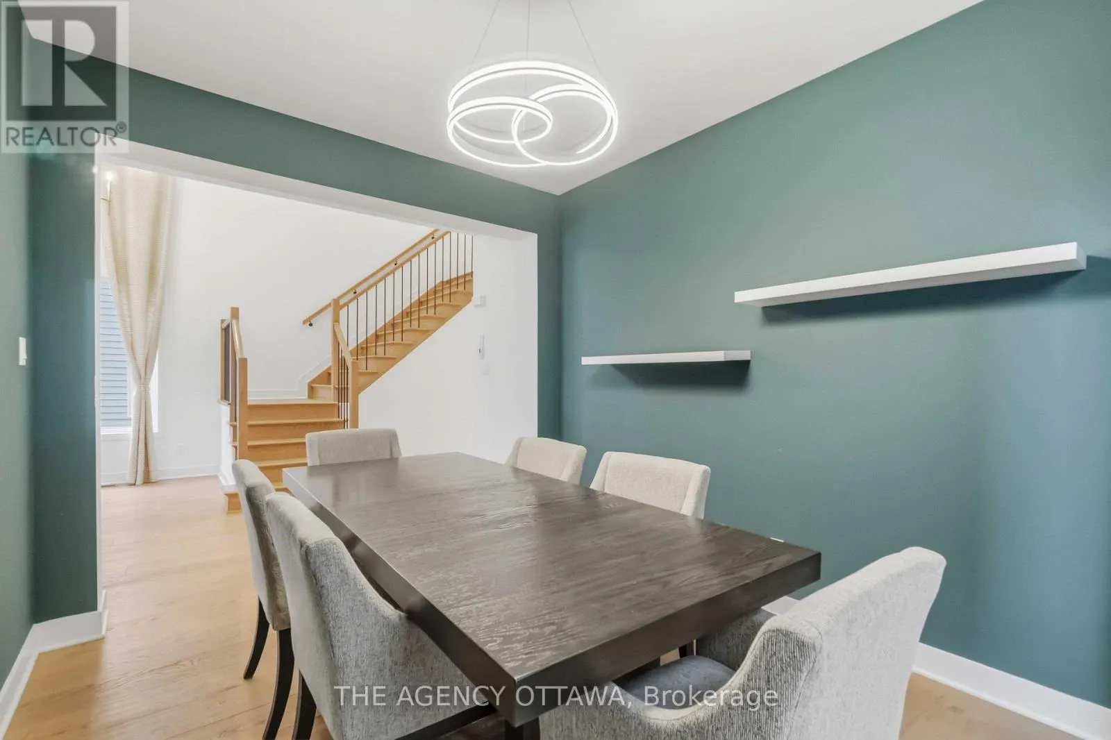 124 DUN SKIPPER DRIVE
