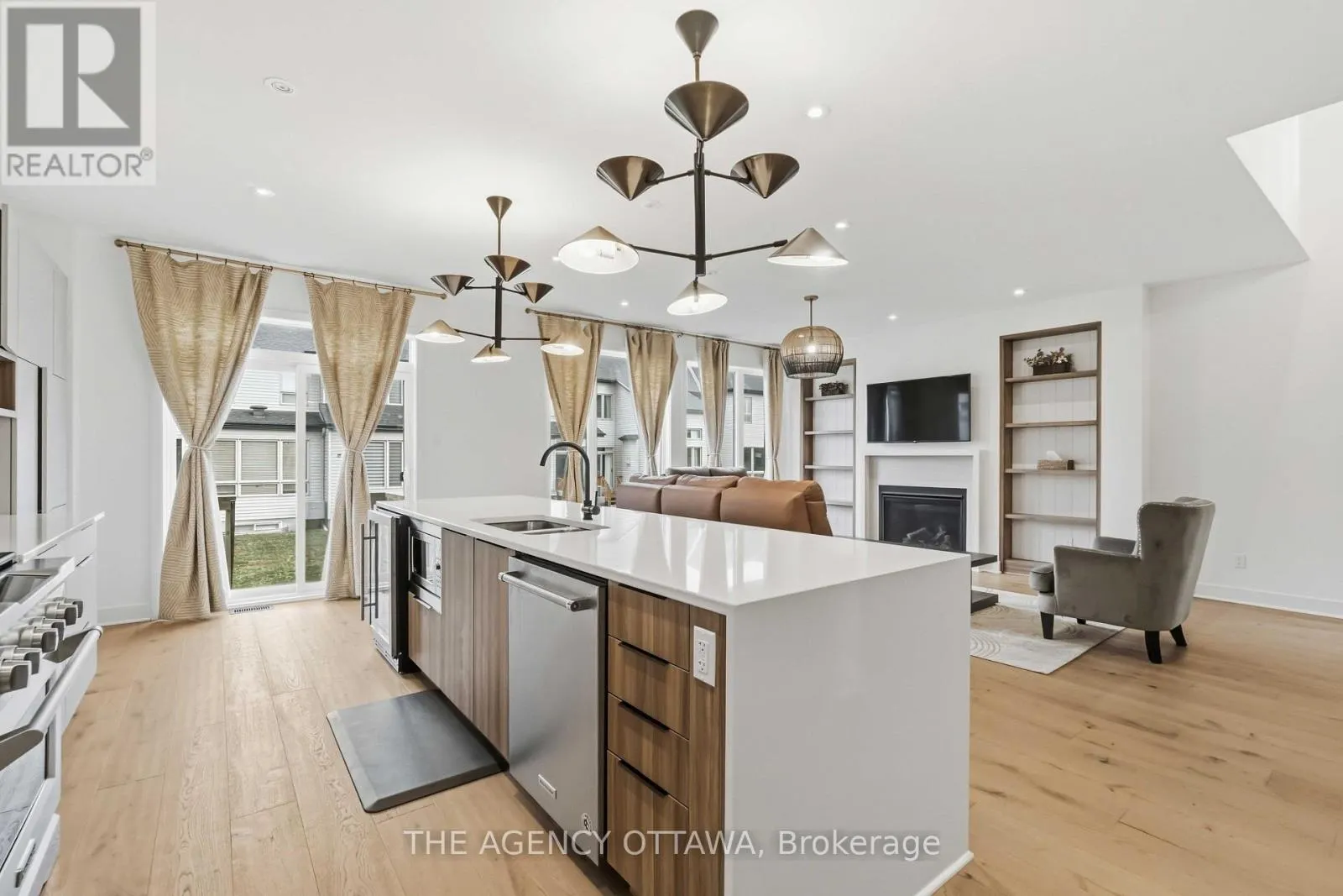 124 DUN SKIPPER DRIVE