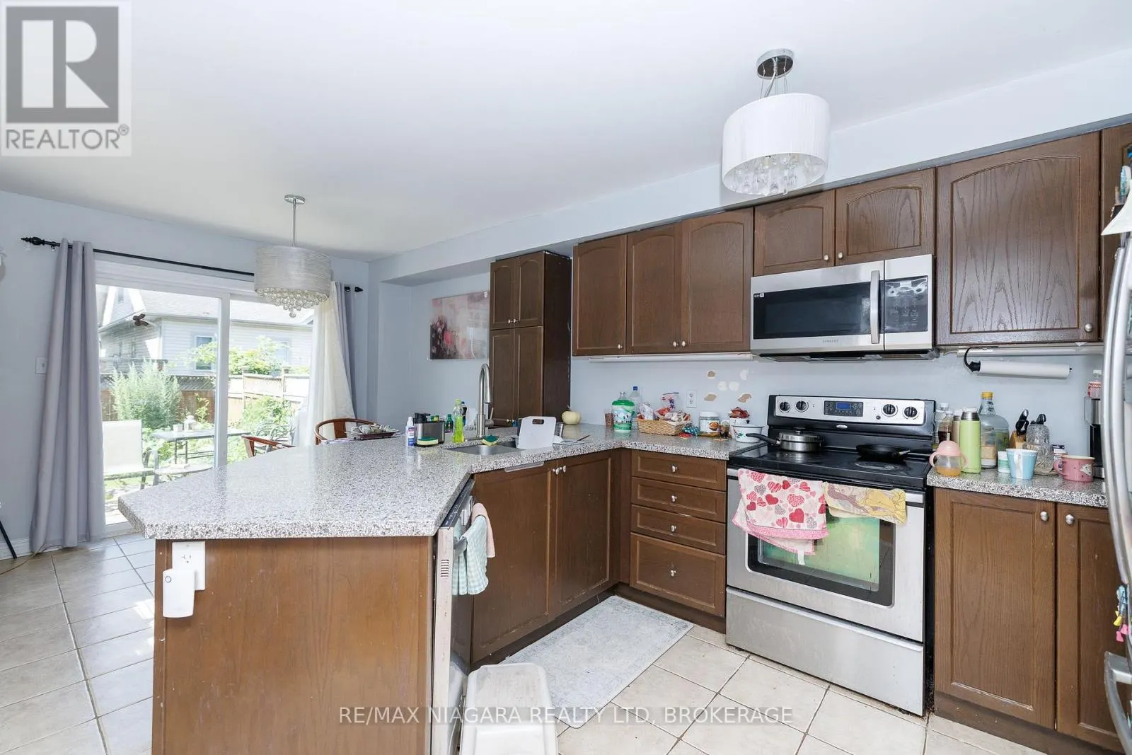 33 COLONEL LYALL STREET