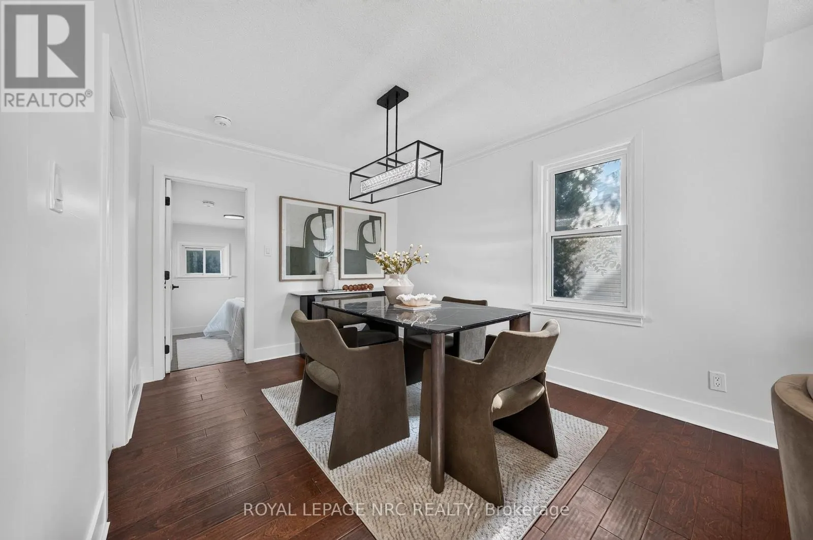 12 ADMIRAL ROAD