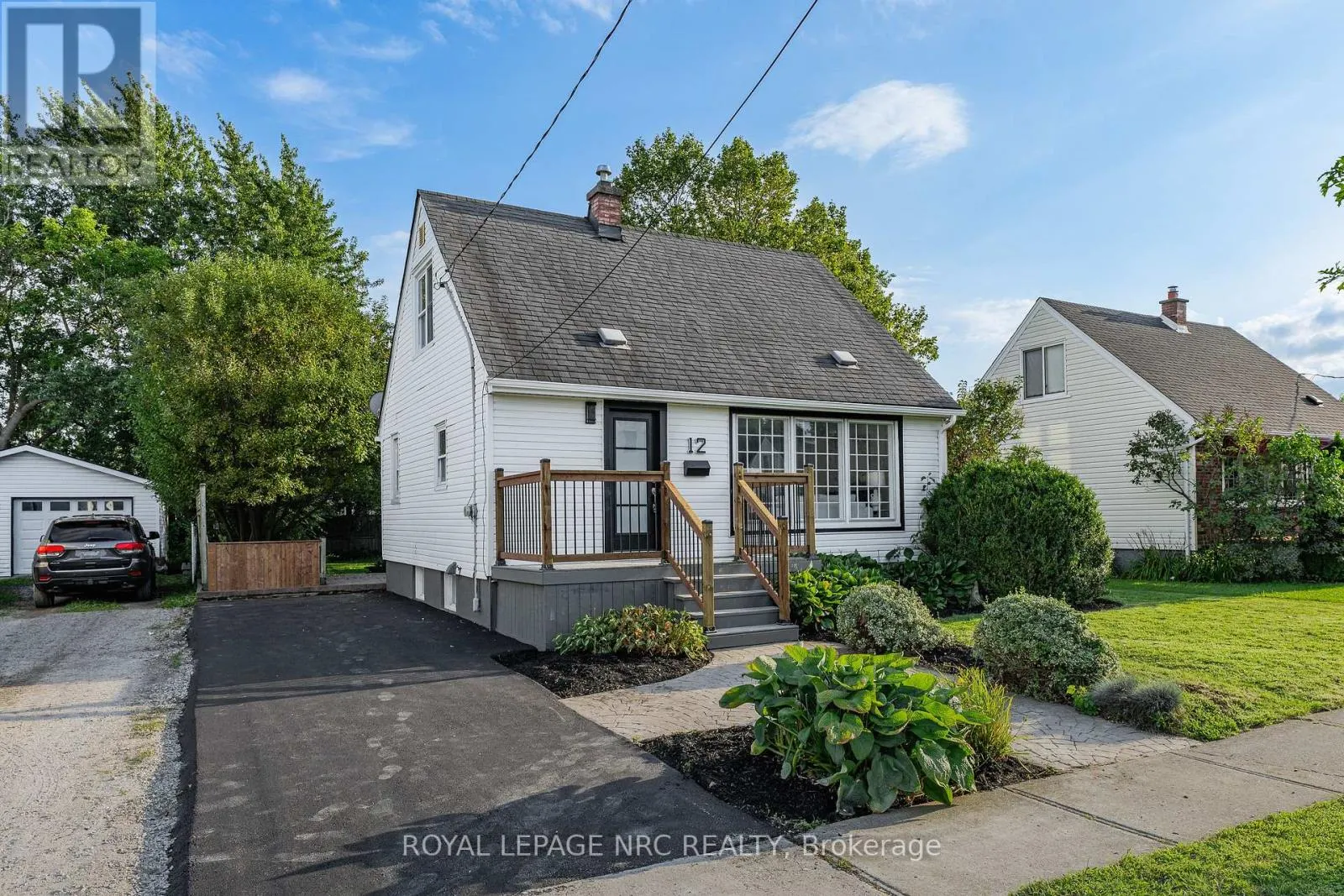 12 ADMIRAL ROAD