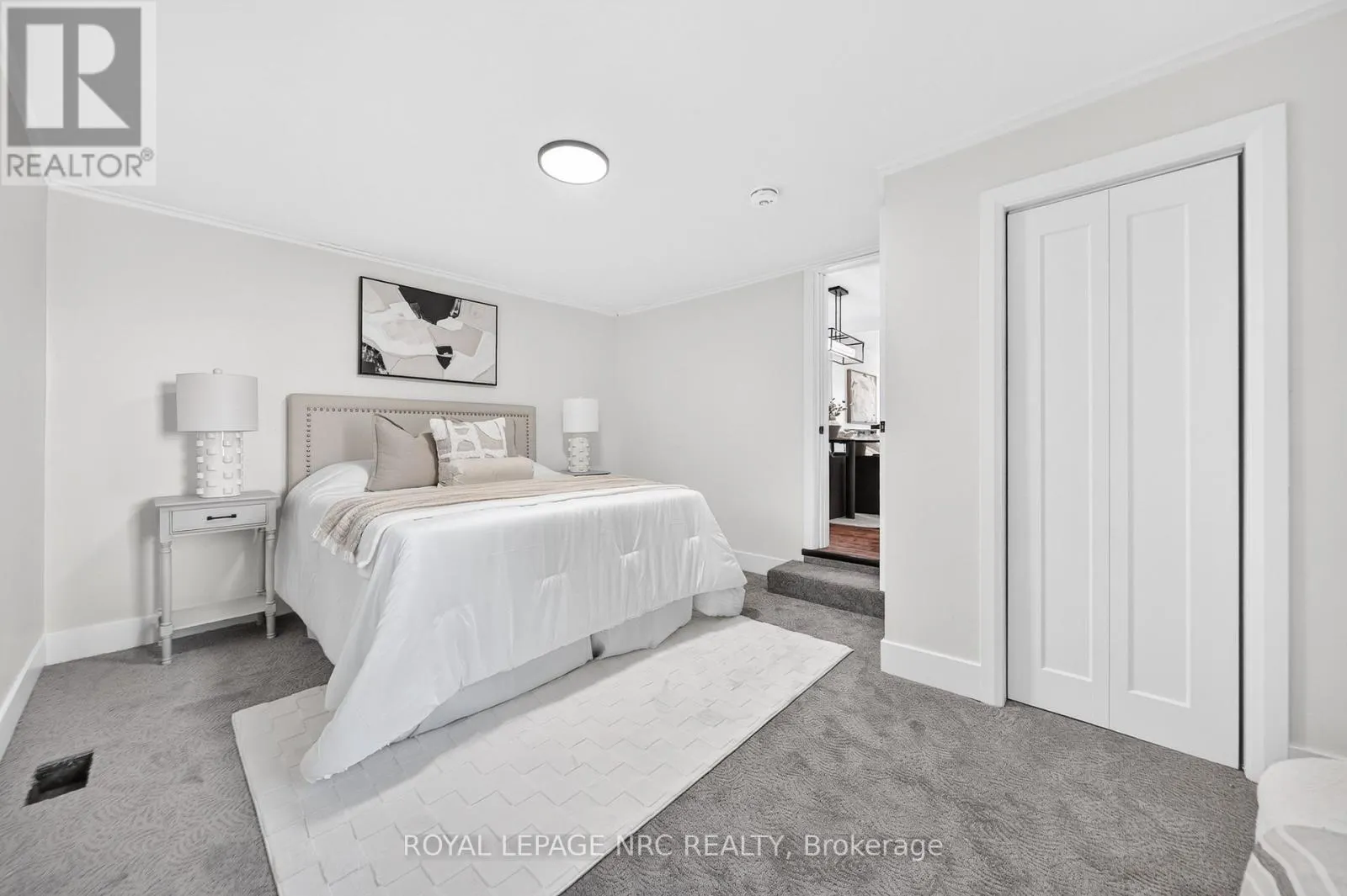 12 ADMIRAL ROAD