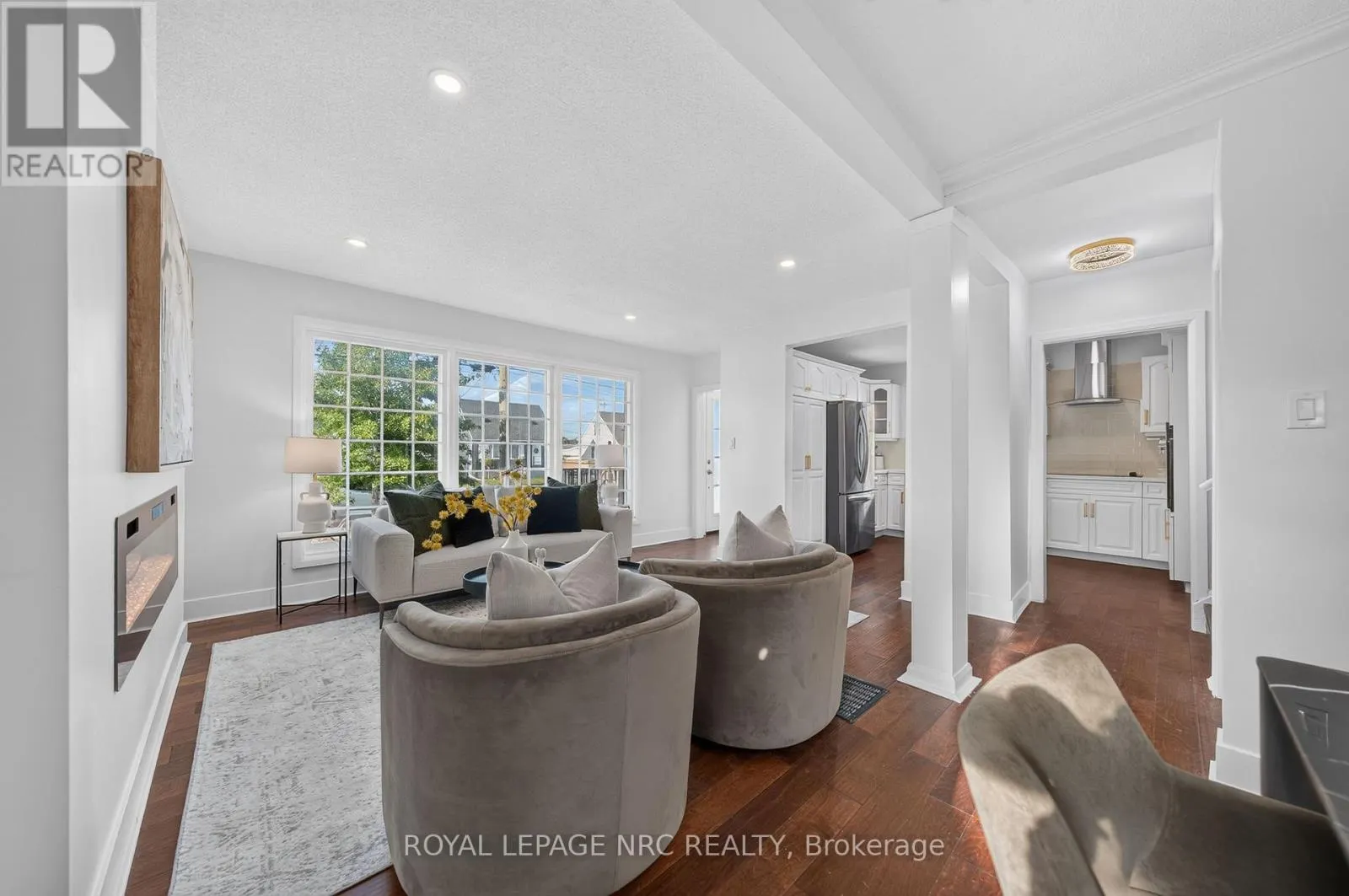 12 ADMIRAL ROAD