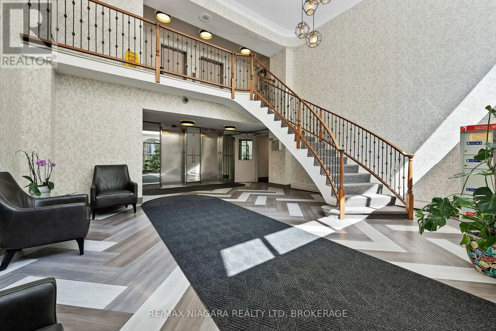 1002 - 359 GENEVA STREET #1002