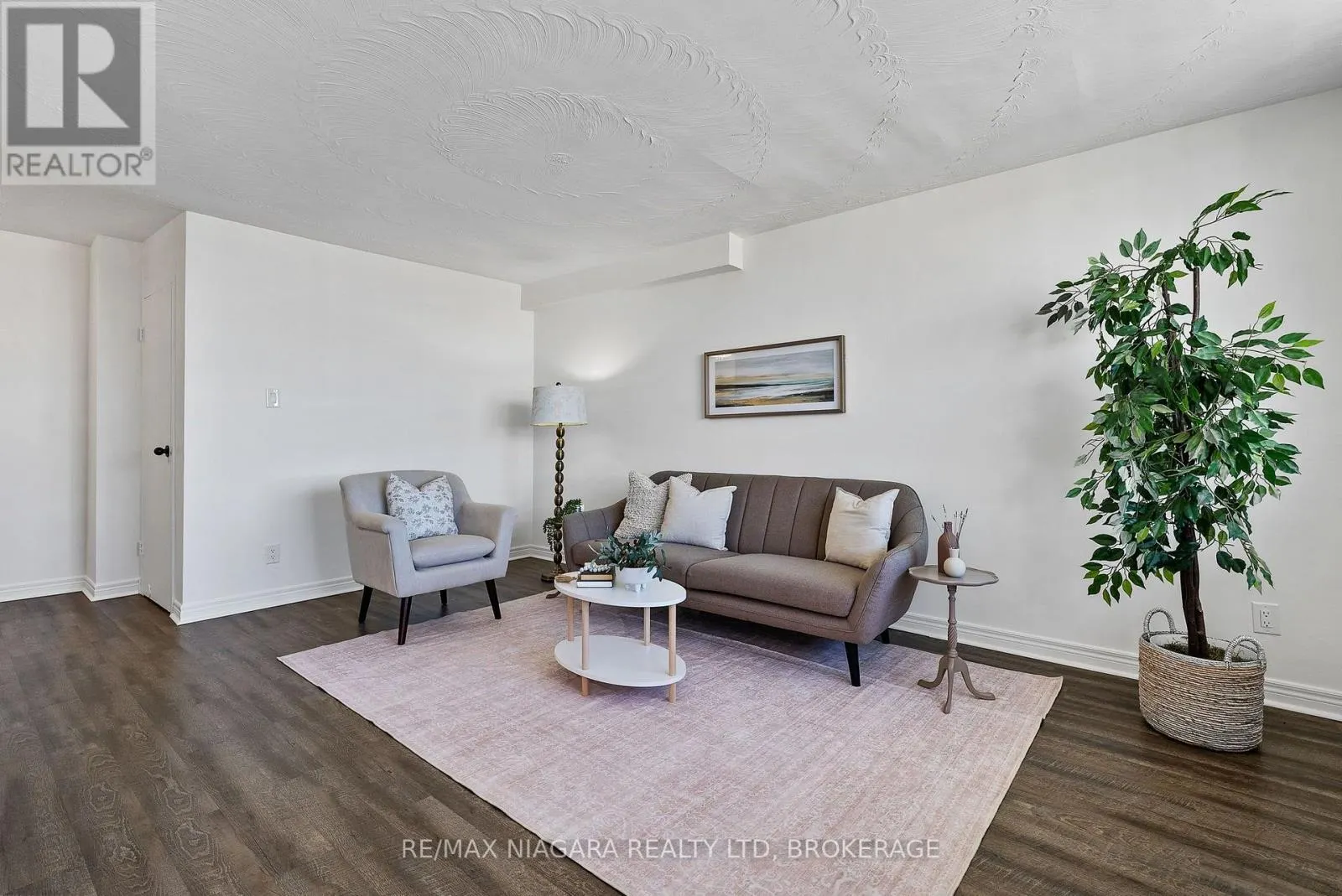 1002 - 359 GENEVA STREET #1002