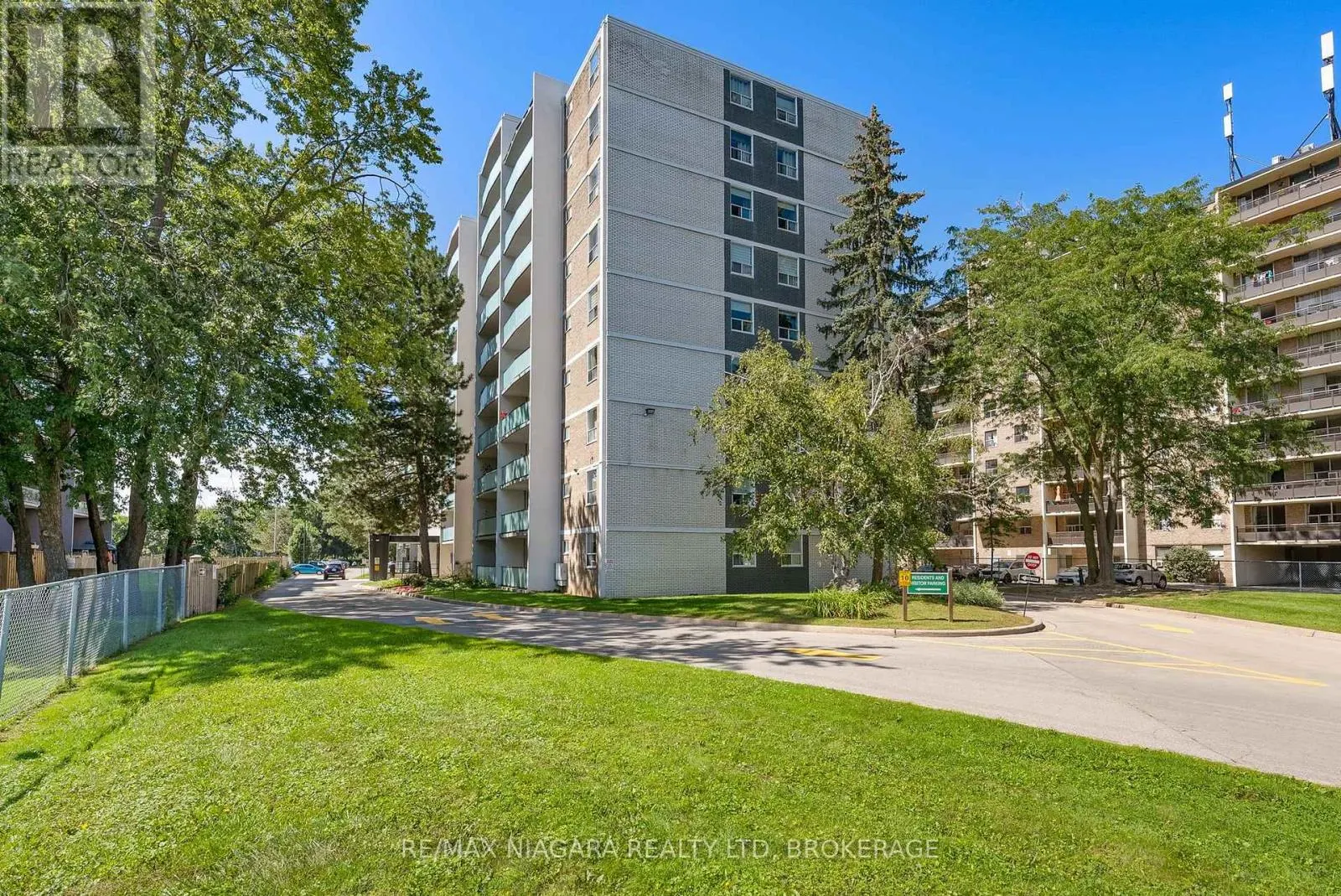 1002 - 359 GENEVA STREET #1002