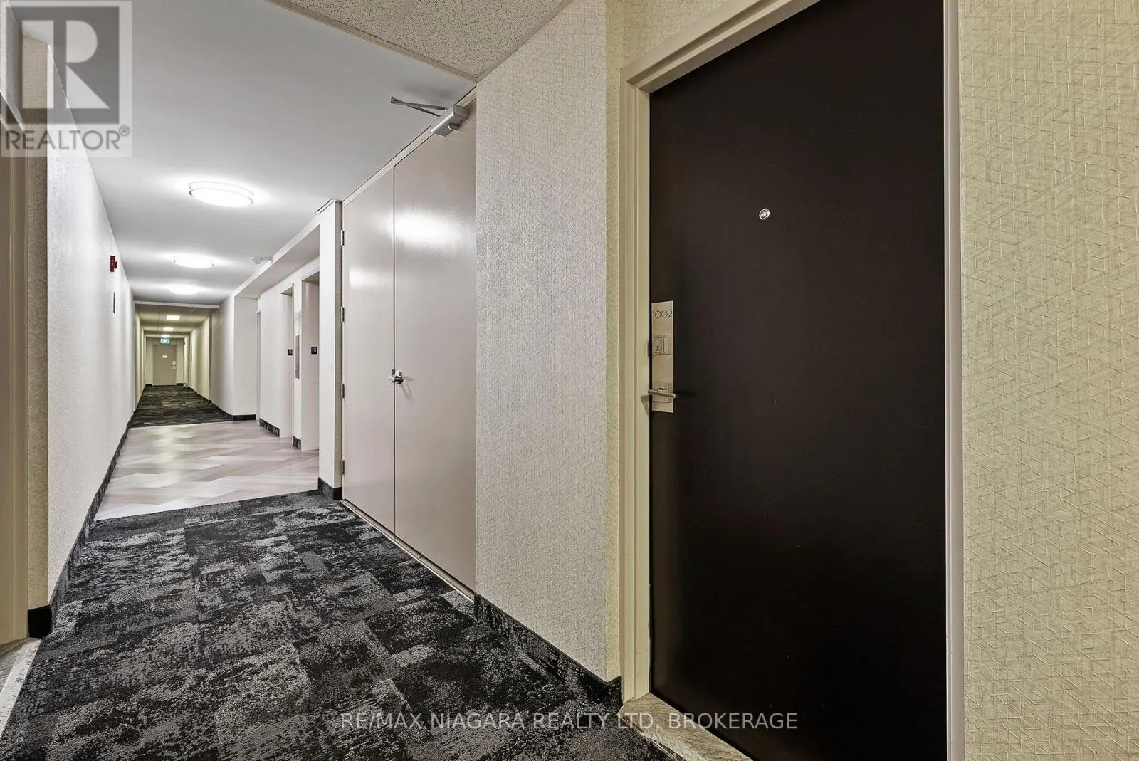 1002 - 359 GENEVA STREET #1002