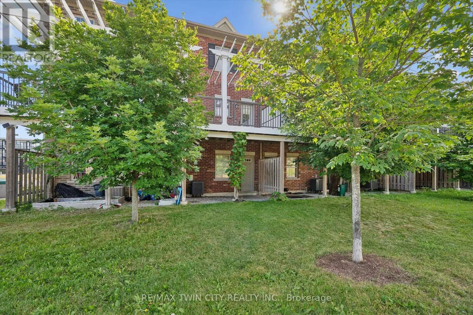 4 CHELTENHAM MEWS
