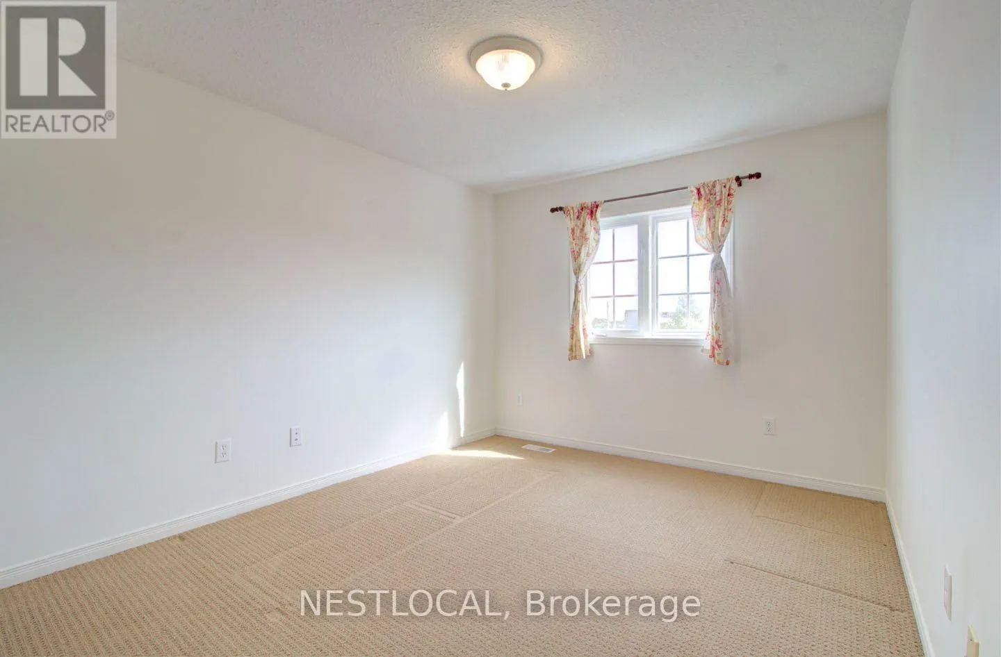 11 - 10 FALLOWFIELD DRIVE