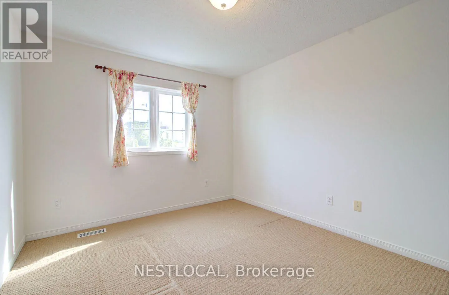 11 - 10 FALLOWFIELD DRIVE