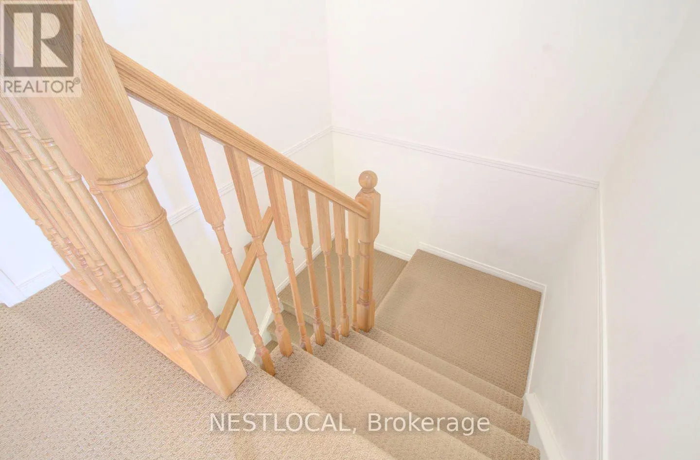 11 - 10 FALLOWFIELD DRIVE
