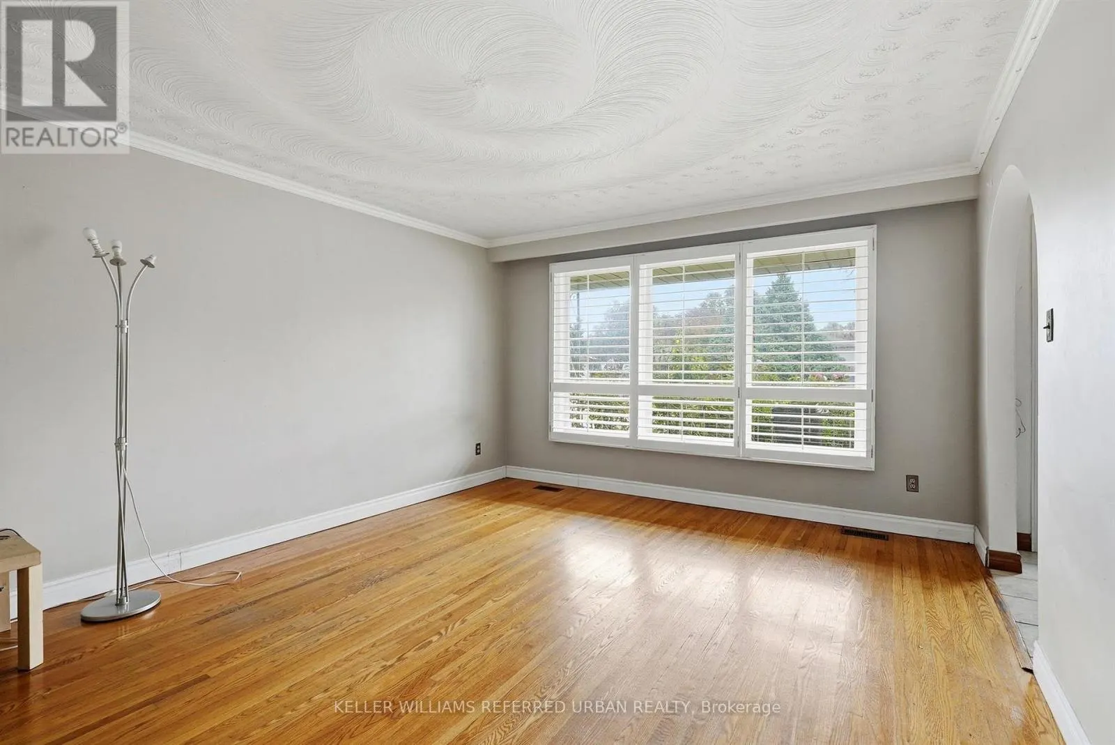 128 HADELAND AVENUE
