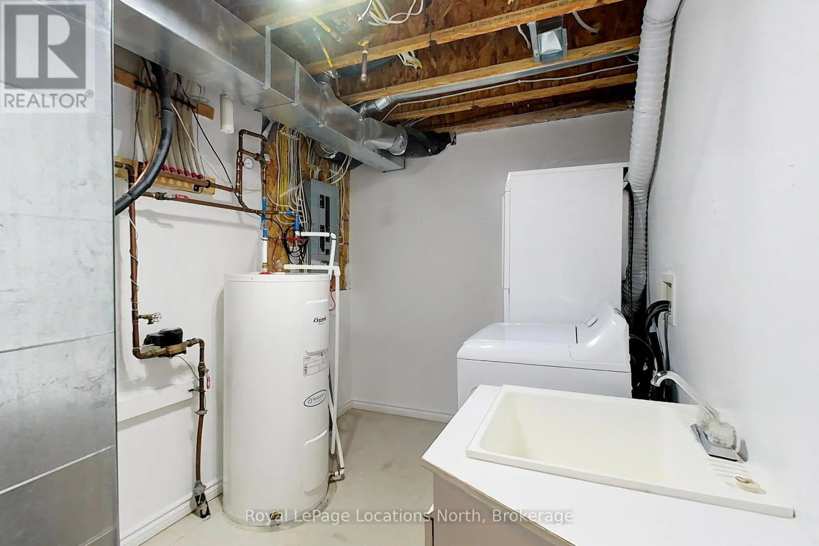 4 - 24 ALBERY COURT #4