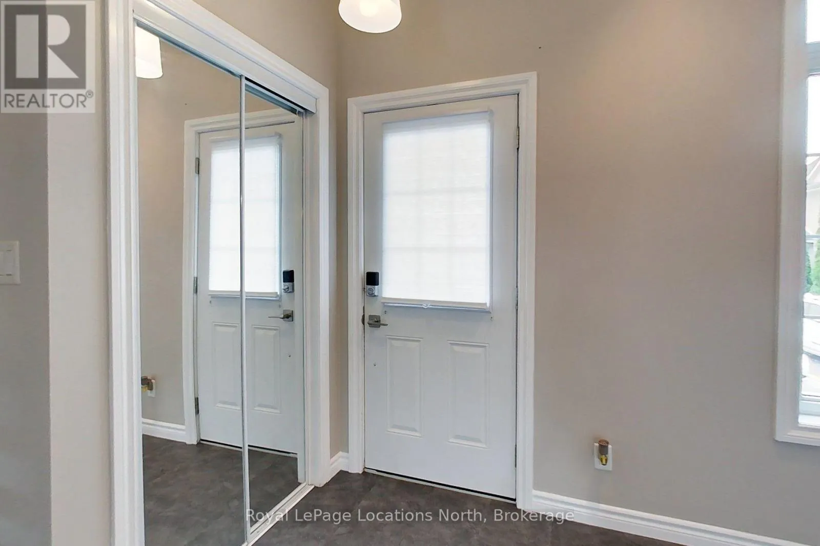 4 - 24 ALBERY COURT #4