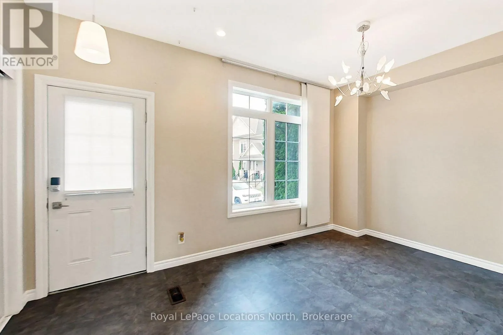 4 - 24 ALBERY COURT #4