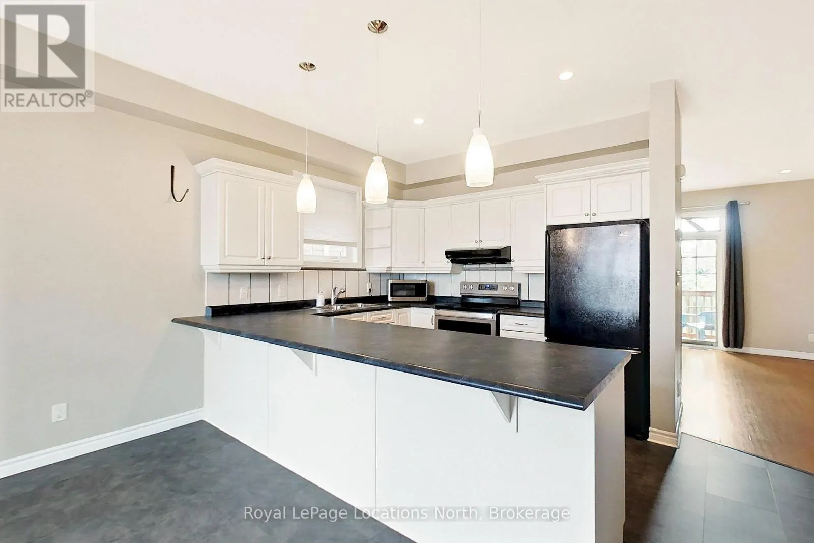 4 - 24 ALBERY COURT #4