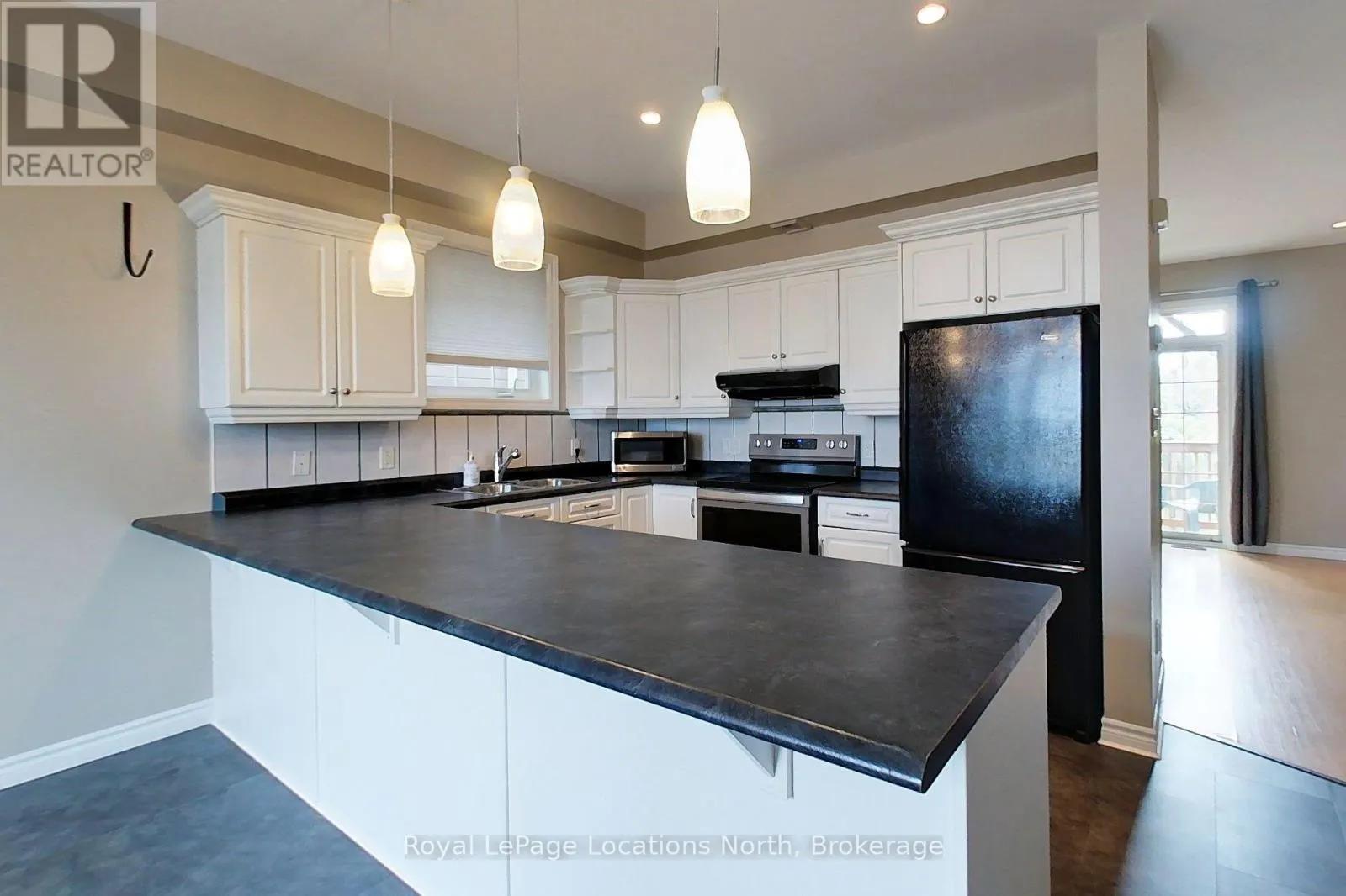 4 - 24 ALBERY COURT #4