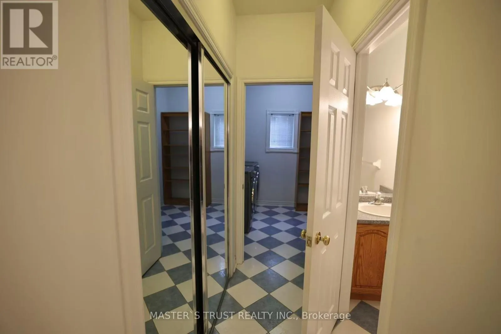 7 WESTRA DRIVE