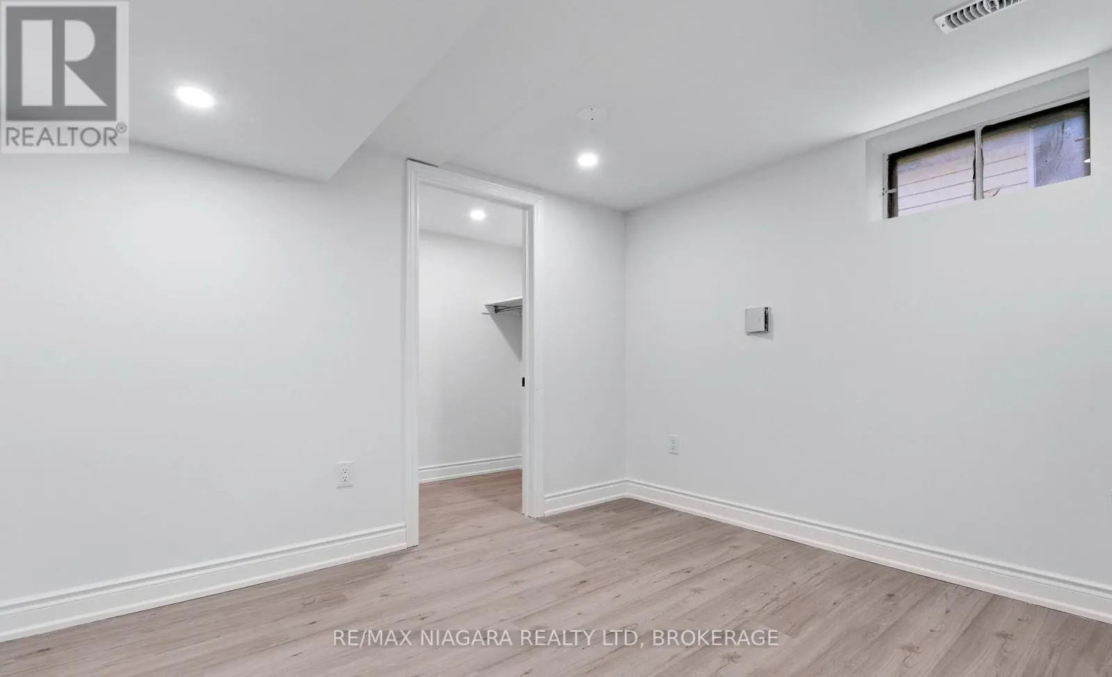 LOWER UNIT - 210 MACKAN STREET #Lower Unit
