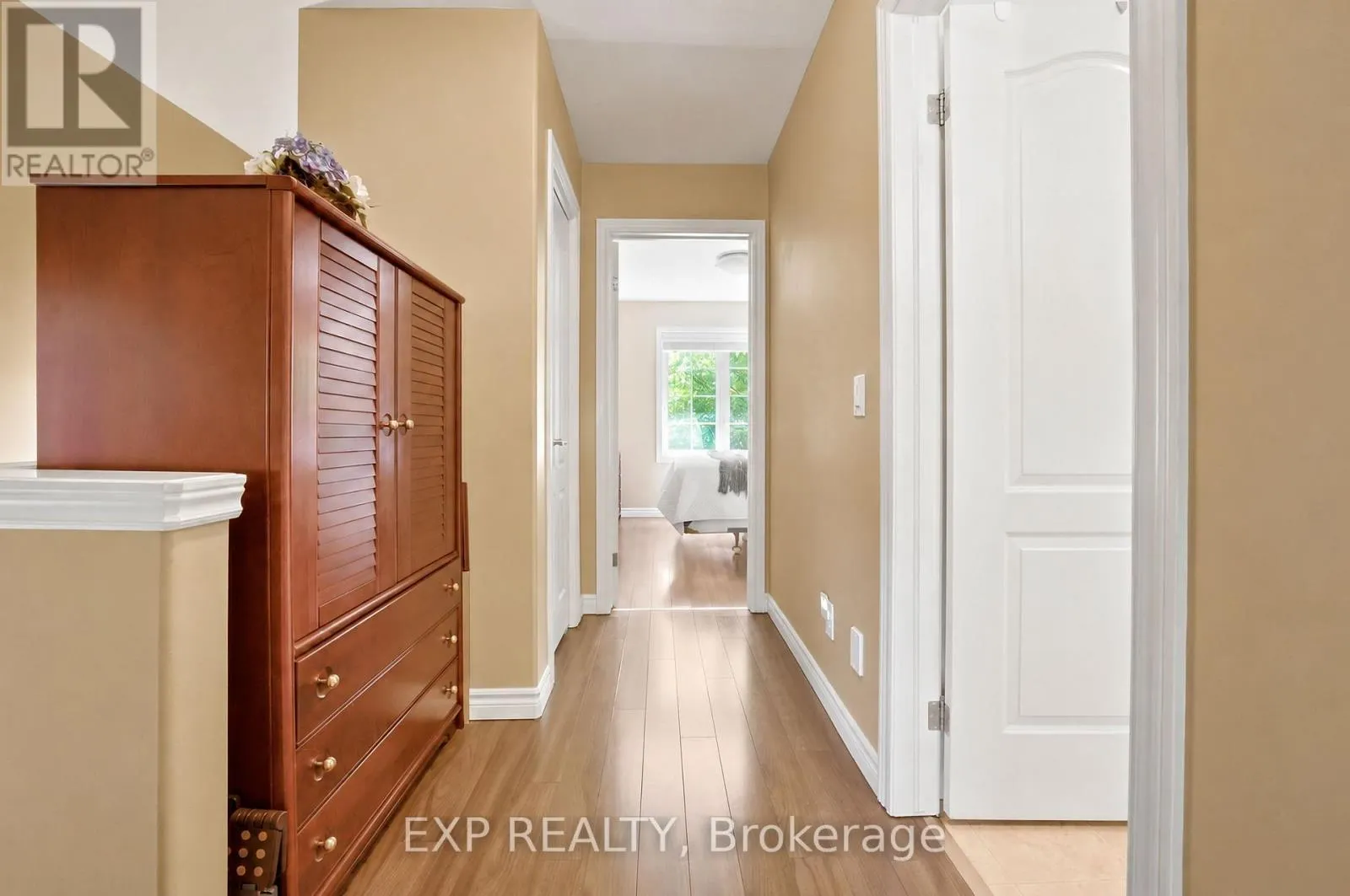1 - 495 LINWELL ROAD #1