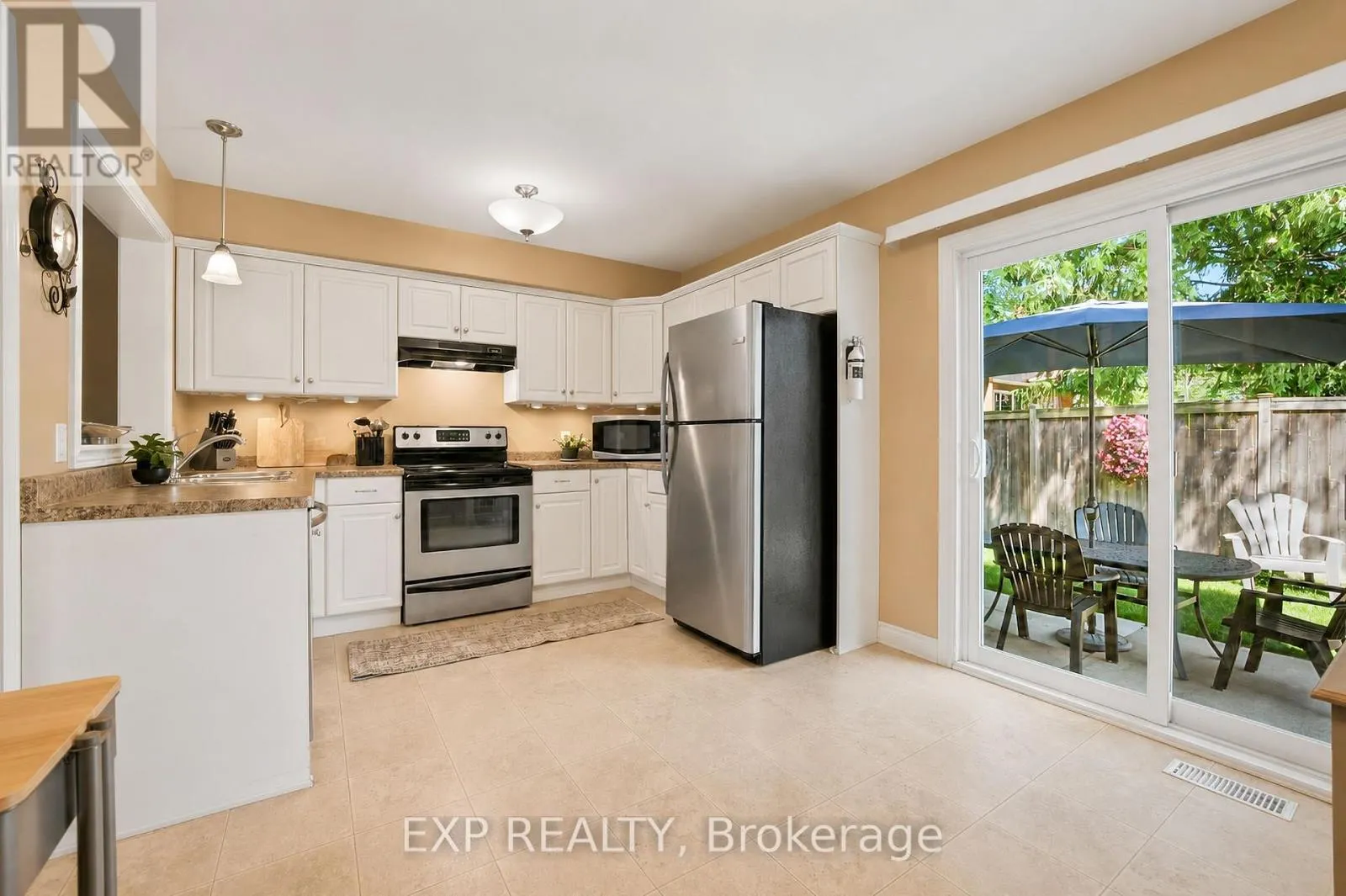 1 - 495 LINWELL ROAD #1