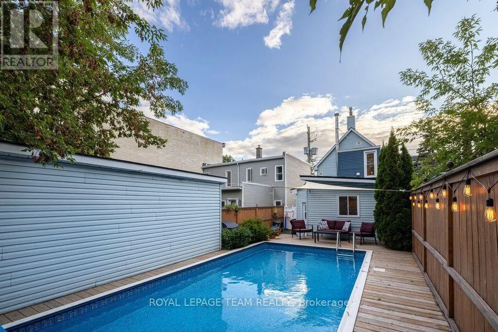 249 HINCHEY AVENUE