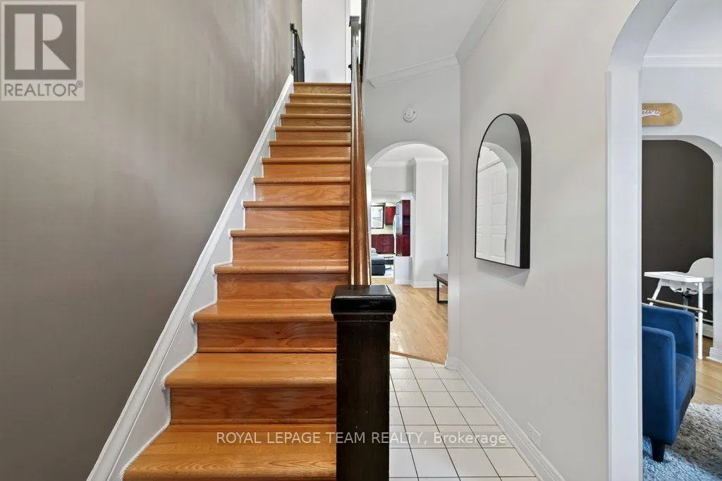 249 HINCHEY AVENUE