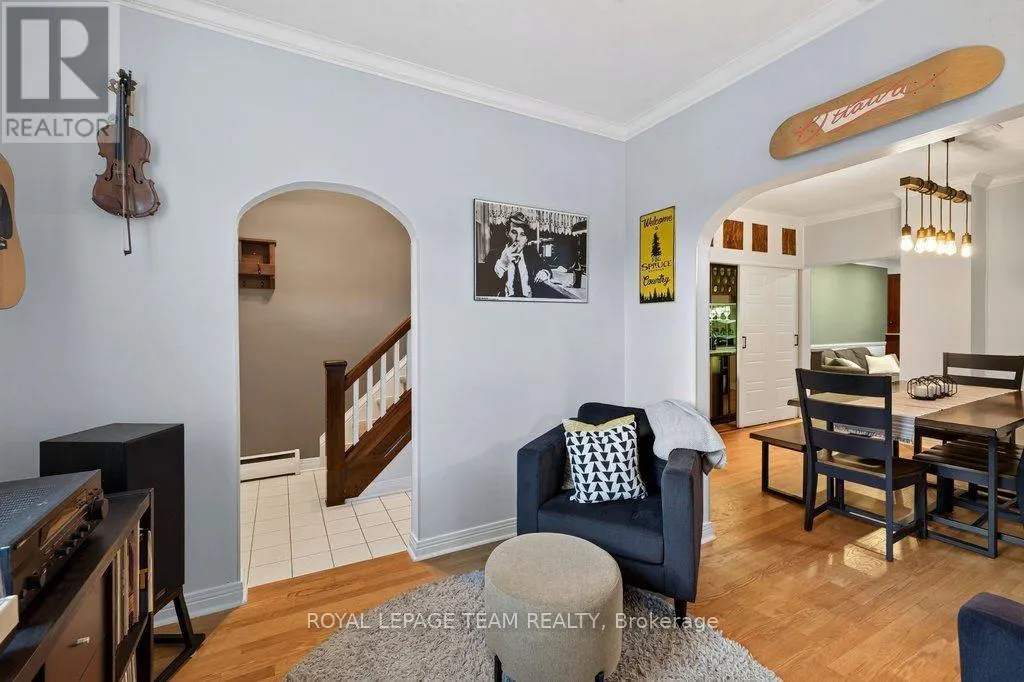 249 HINCHEY AVENUE